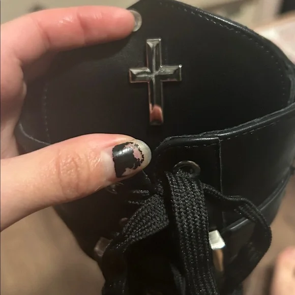 gothic platform boots - Picture 4 of 4